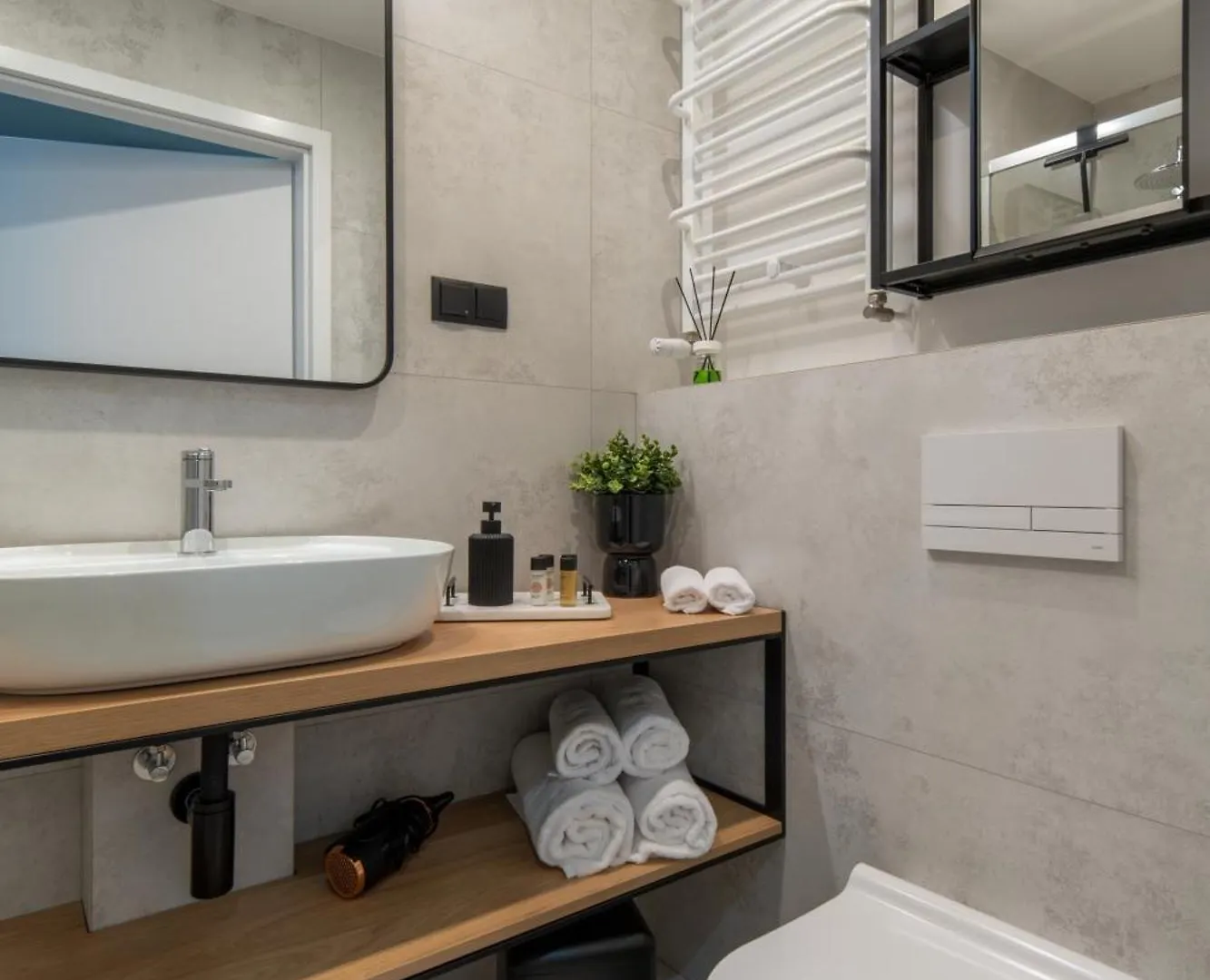 Cityview Room Plac Wolnosci 6 In The Center Of Poznan Old Town Apartment